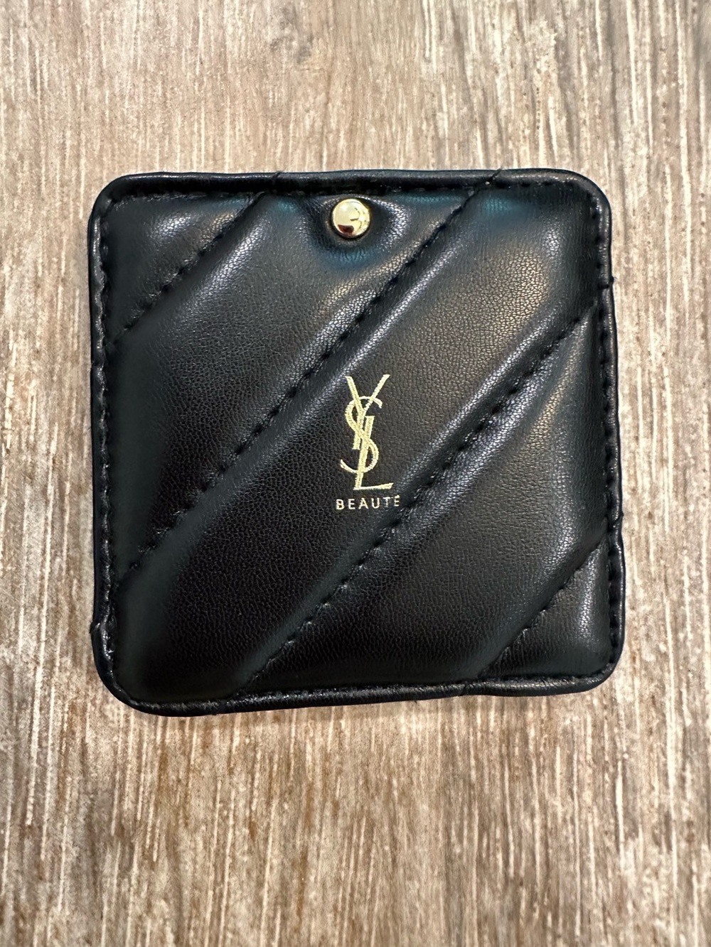 Yves Saint Laurent Black Quilted Compact Mirror with Gold Logo - Picture 3 of 6